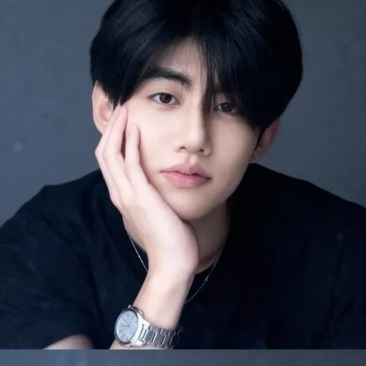 อินฟลูเอนเซอร์ TikTok ผู้ติดตาม 100K+