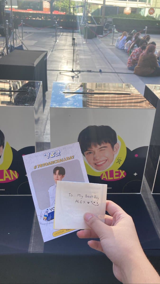 ตัวอย่างผลงานของอินฟลูเอนเซอร์
